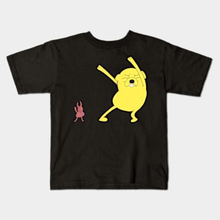 Adventure Time - Jake Dancing With Bug Kids T-Shirt